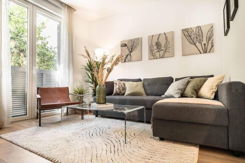Calm Apartment With Private Patio By Rems Malaga Zewnętrze zdjęcie