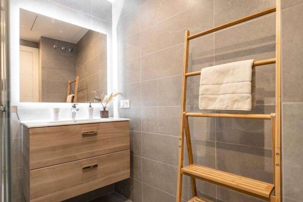 Calm Apartment With Private Patio By Rems Malaga Zewnętrze zdjęcie