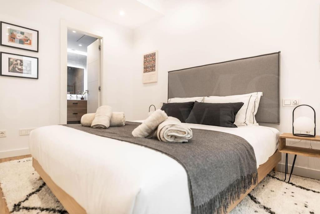 Calm Apartment With Private Patio By Rems Malaga Zewnętrze zdjęcie