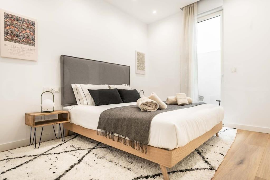 Calm Apartment With Private Patio By Rems Malaga Zewnętrze zdjęcie